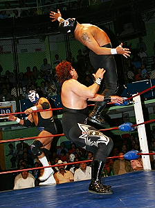 Rayo de Jalisco & Universo 2000