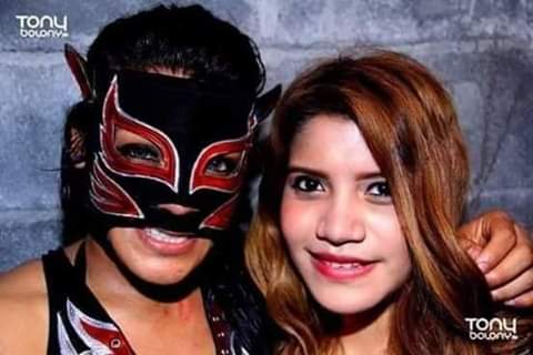 File:Hermanas Puma.jpg