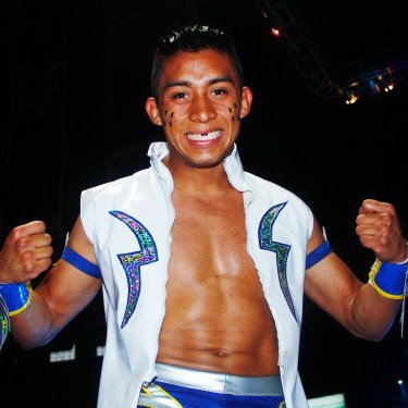 File:Aereo CMLL sin Mascara.jpg