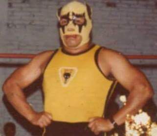 File:Coyote de Neza.jpg