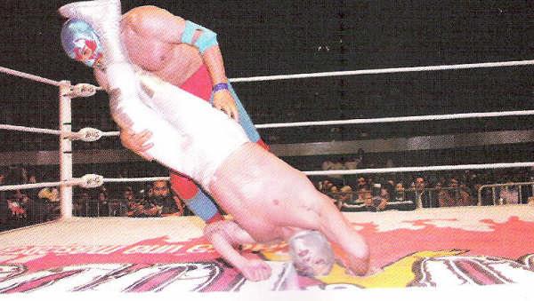 File:Vs dos caras.jpg