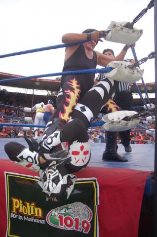 File:Satanico la.jpg