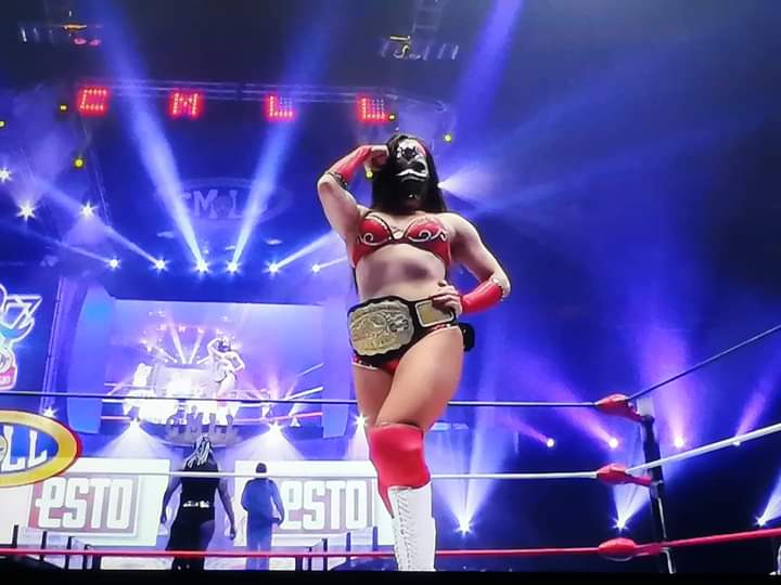 File:Reina Isis Champion.jpg