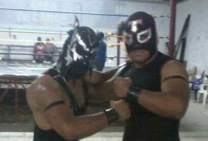 File:Trueno Negro.jpg