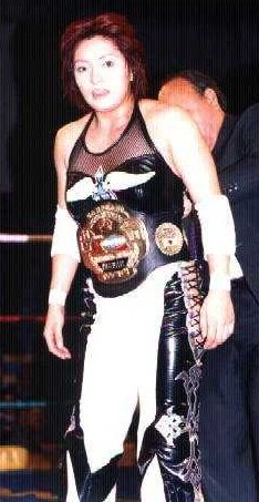 File:Iwrgwomen ayako.jpg