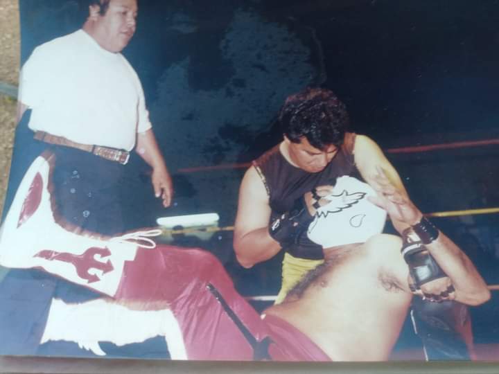 File:Mr odio as referí.jpg