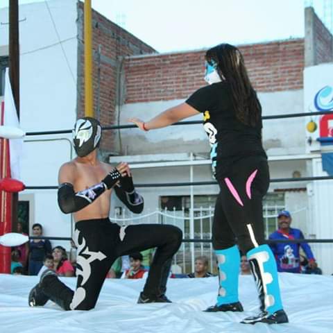 File:Diosa de plata vs.jpg