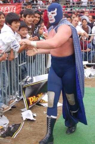 File:Bluedemonjr la.jpg
