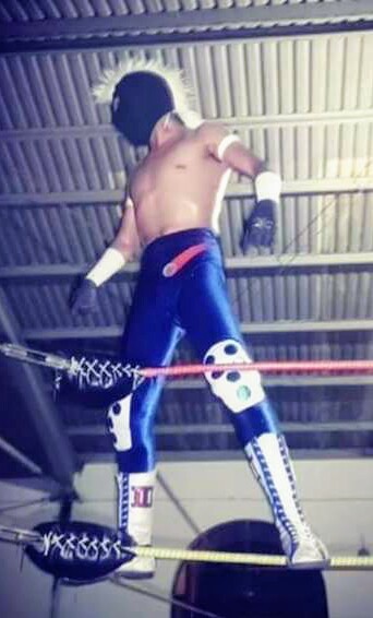 File:Lucero Azul 3 III.jpg