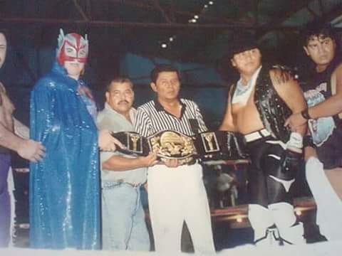 File:Aero Flash vs Chavo Lomeli UWA Jr HW.jpg