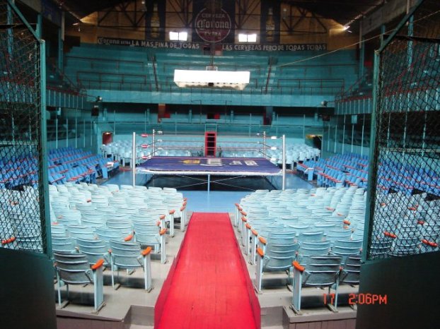 File:Arenapuebla4.jpg