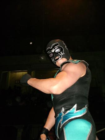 File:Manonegrajr 2007.jpg