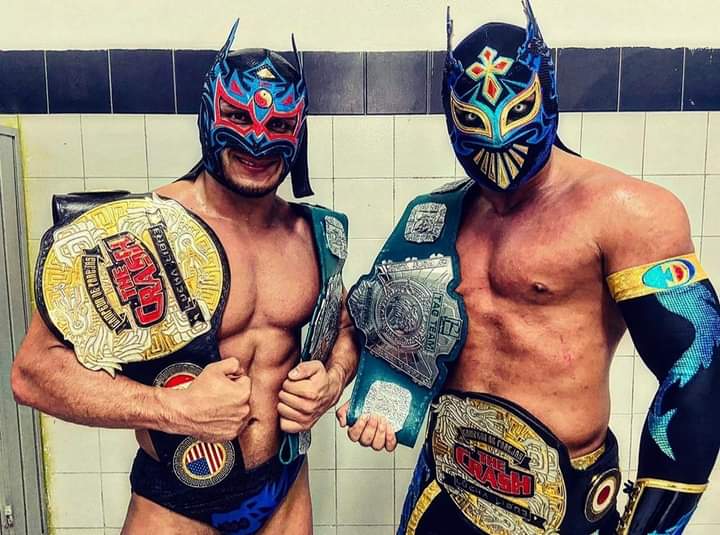 File:Muñoz double champions.jpg