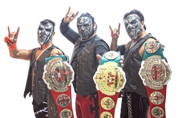 File:Los XinetezTrioschamps.jpg