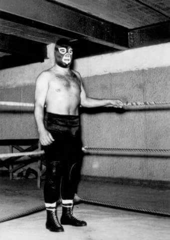 File:Black Shadow Cruz.jpg