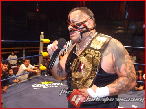 File:Uwfusheavy piratamorgan.jpg