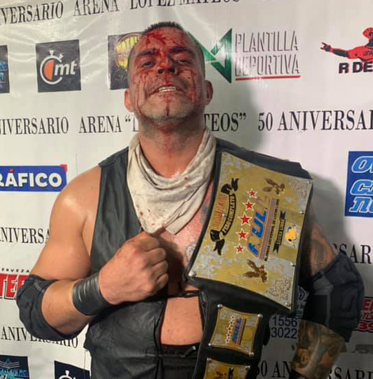 File:2mil AULL Heavy Champ.jpg