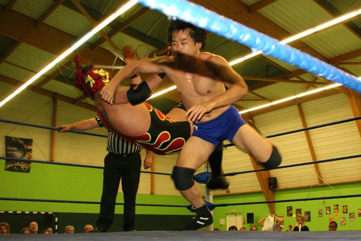 File:Vs UltimoChingon.jpg