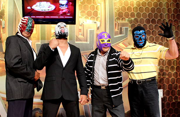 File:Nota-luchalibre-lasombra.jpg