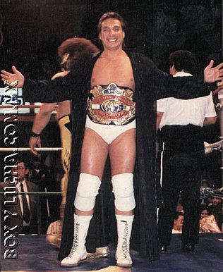 File:JavierLlanes CMLLLHW.jpg