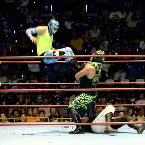 File:Rey diamante action.jpg
