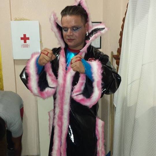 File:Sexy Araña.jpg