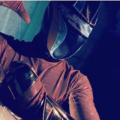 File:Mascara de bronce.jpg