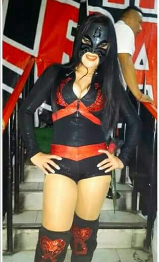 File:Baronessa CAR.jpg