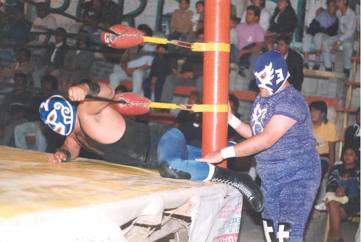 File:Exorcista action.jpg