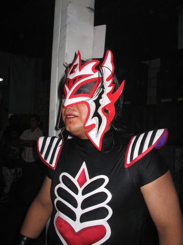 File:Futuro 2000 2013.jpg