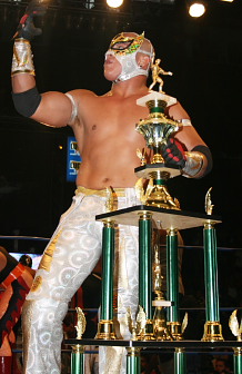 File:VoladorJr RdA 2007.jpg