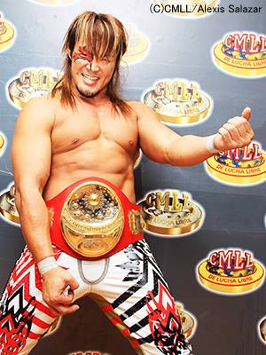 File:Tanahashi CmlluniVersaltoreno.jpg