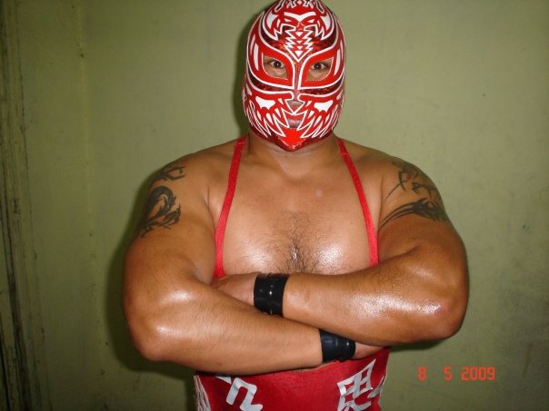 File:Vampiro Uno.jpg