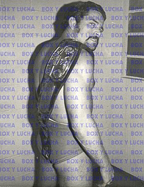 File:MochoCota NWAChamp.jpg