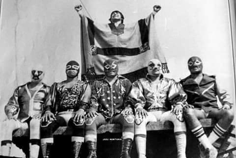 File:Dc8 XePWAAAhpIF.jpg