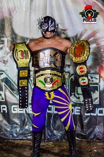 File:Aeroboy champ x4.jpg